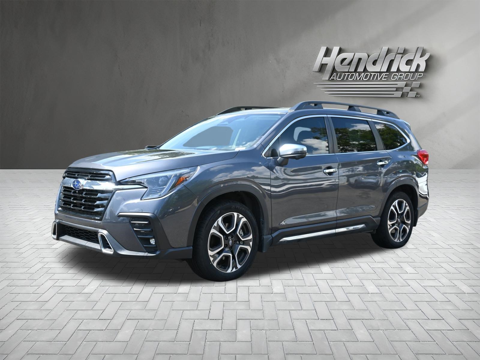 Used 2023 Subaru Ascent Touring AWD/4WD image 5