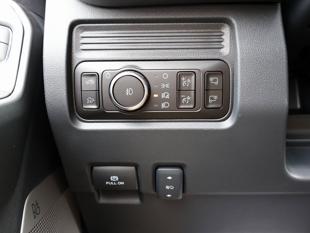 New 2026 Ford F250 Lariat image 30
