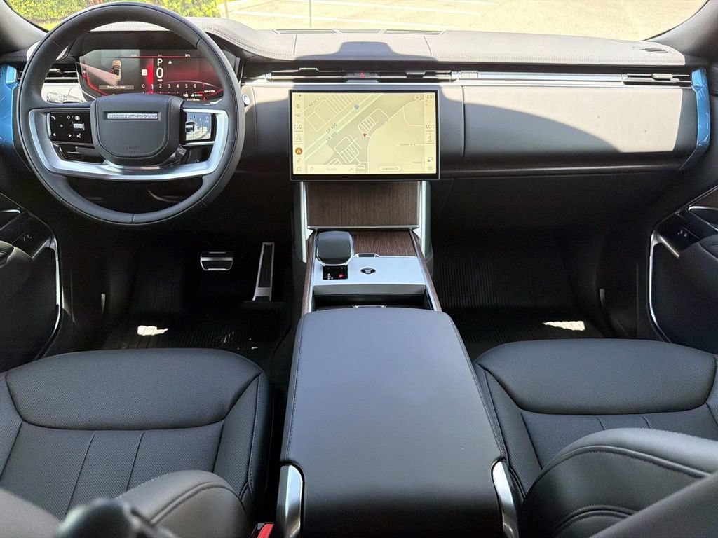 New 2026 Land Rover Range Rover SE AWD/4WD image 13