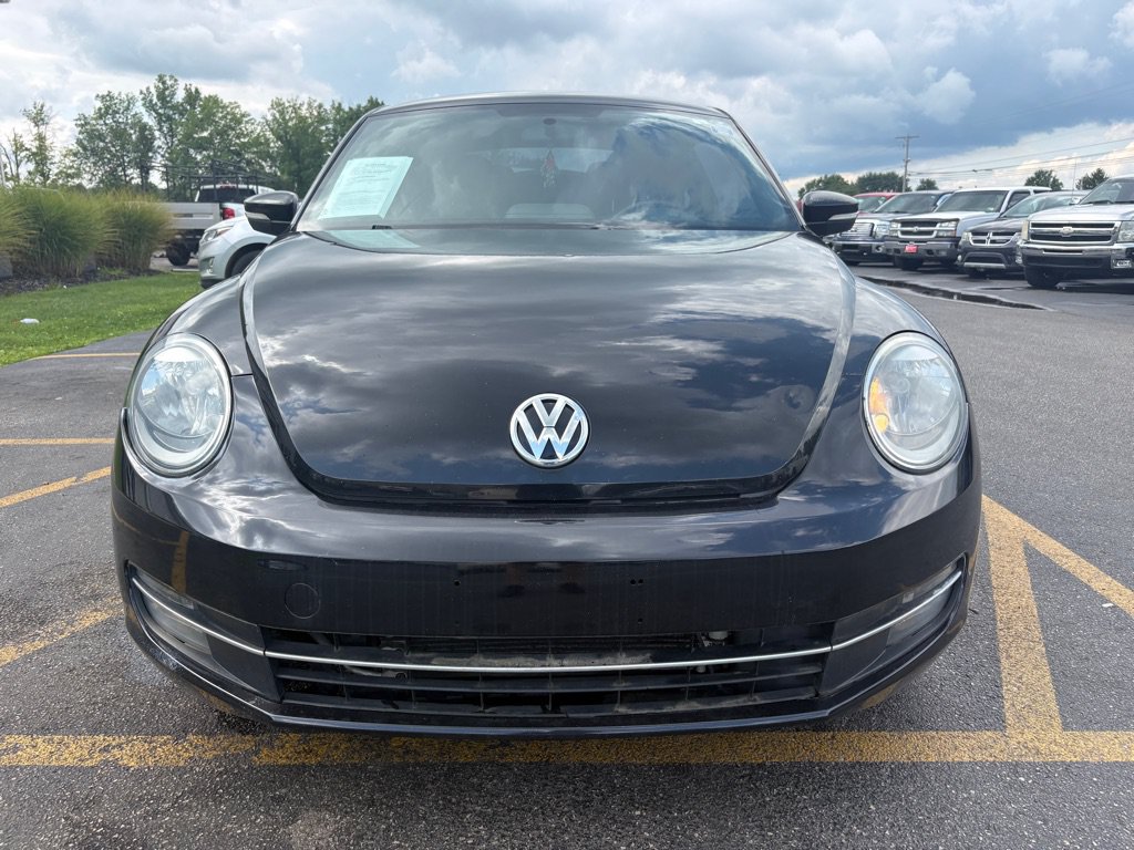 Used 2015 Volkswagen Beetle R-Line FWD image 3