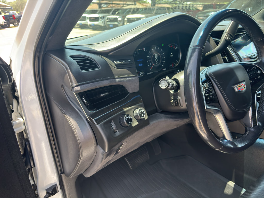 Used 2018 Cadillac Escalade ESV Platinum AWD/4WD image 13