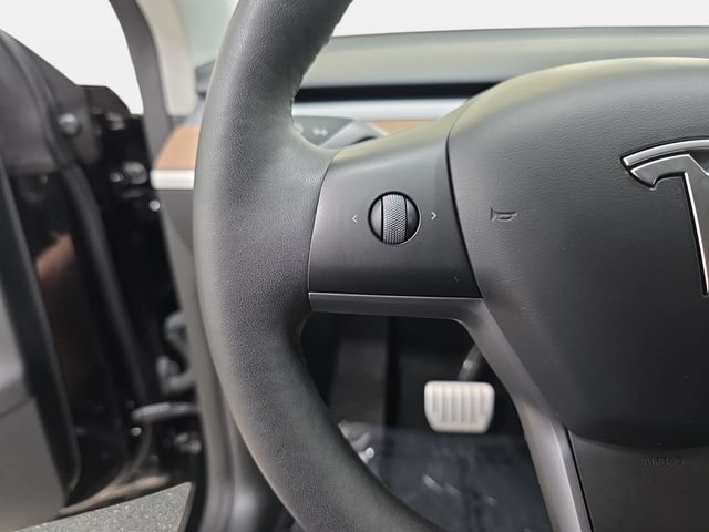 Used 2024 Tesla Model Y Performance AWD/4WD image 17
