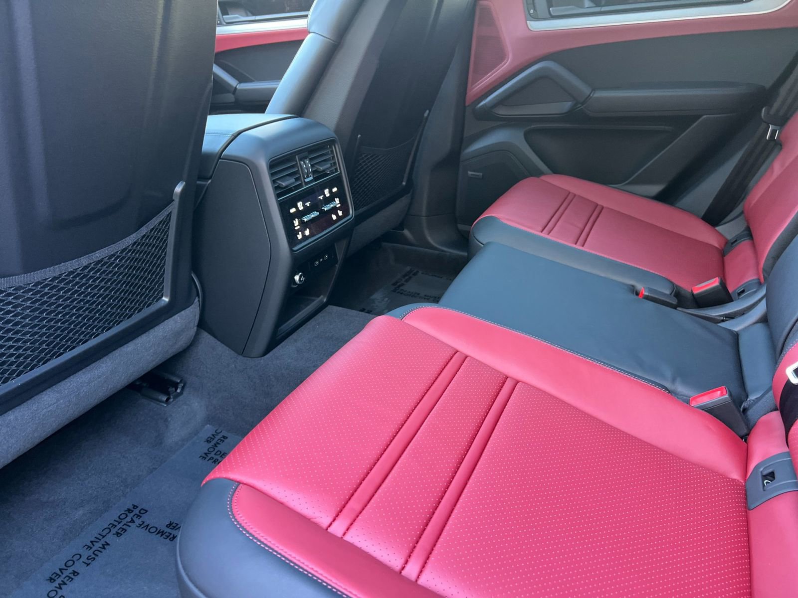 New 2026 Porsche Cayenne Coupe image 14