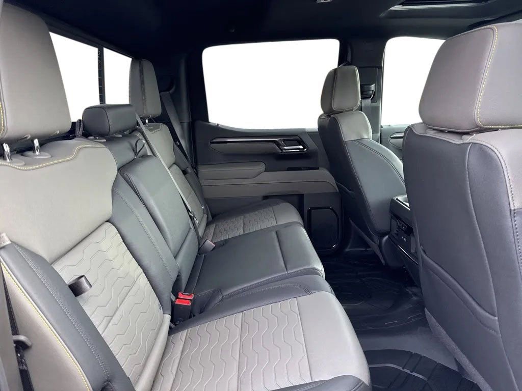 New 2026 Chevrolet Silverado 1500 ZR2 image 30