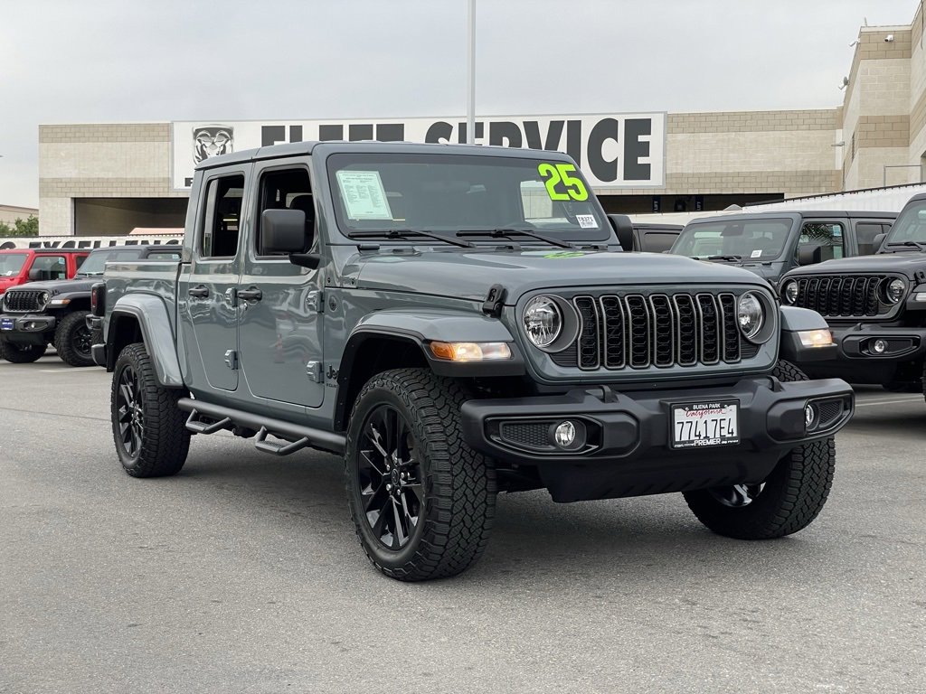 Certified 2025 Jeep Gladiator Sport image 9