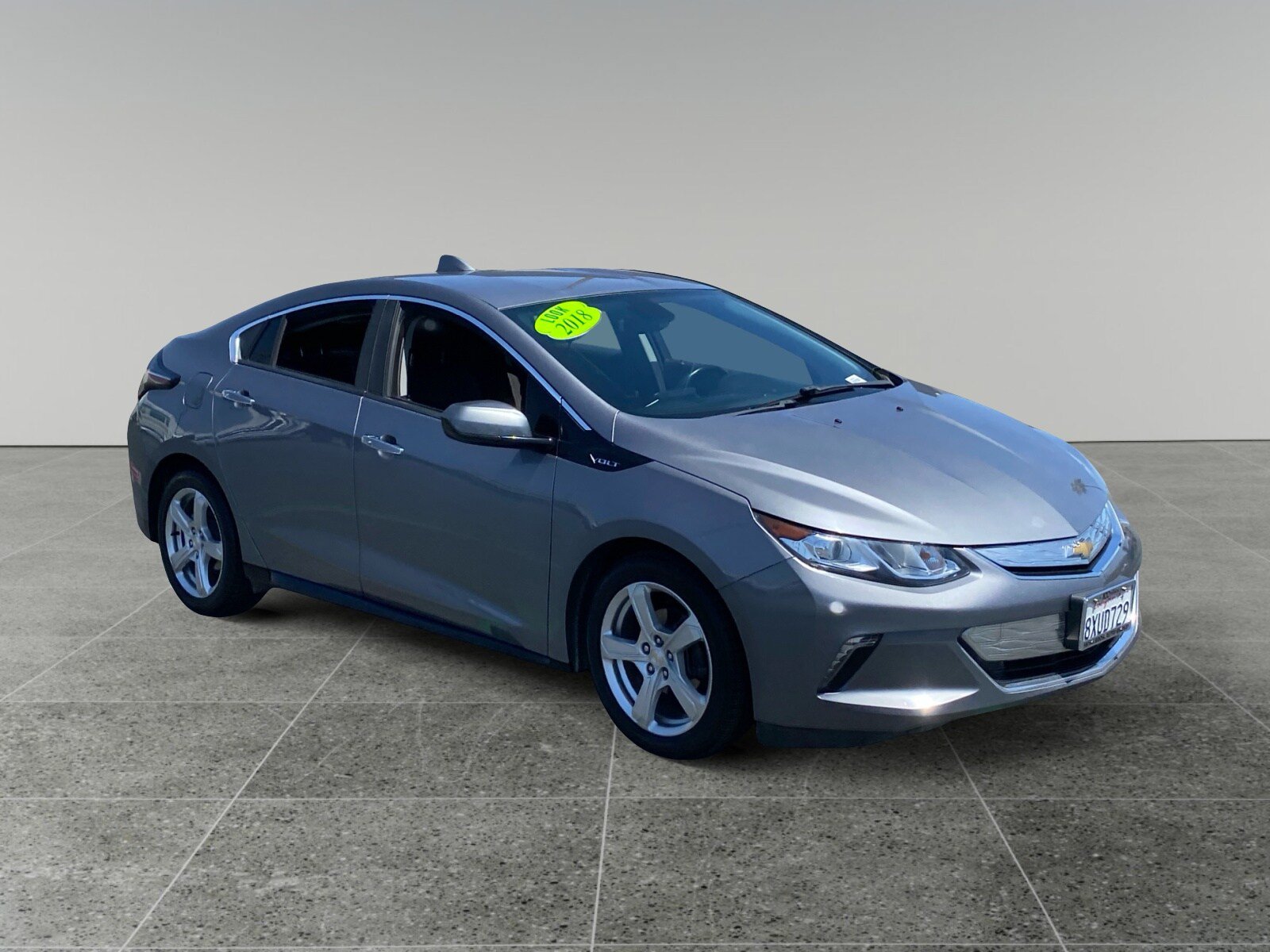 Used 2018 Chevrolet Volt LT w/ Comfort Package FWD image 7