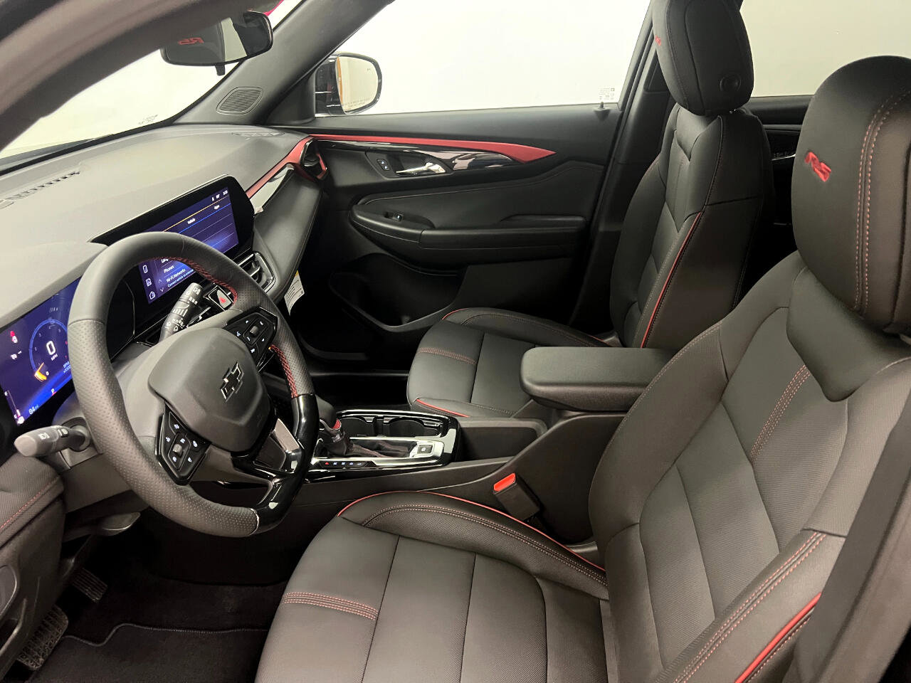 New 2026 Chevrolet TrailBlazer RS w/ Driver Confidence Package image 33