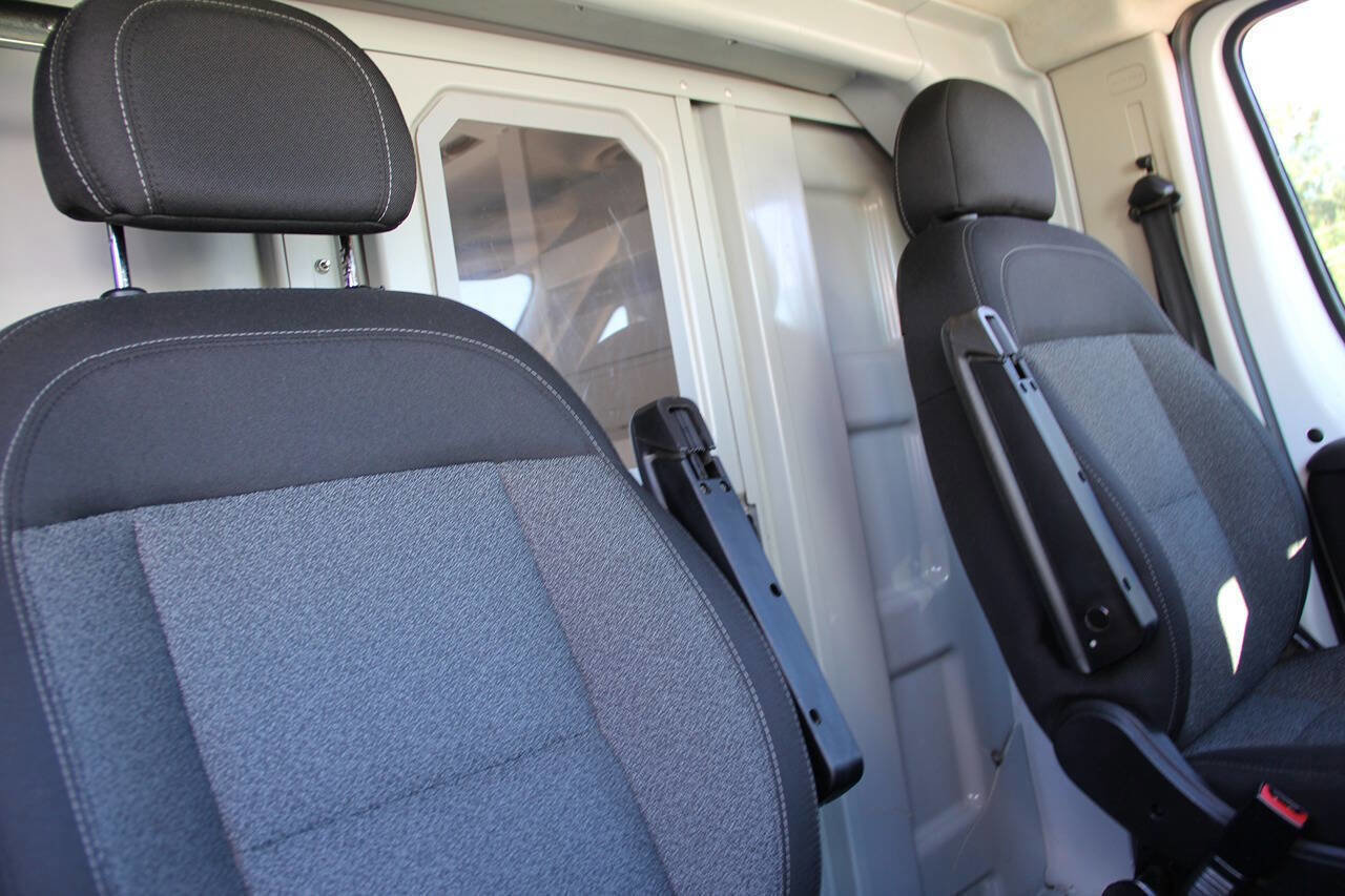 Used 2018 RAM ProMaster 3500 w/ Premium Appearance Group image 13