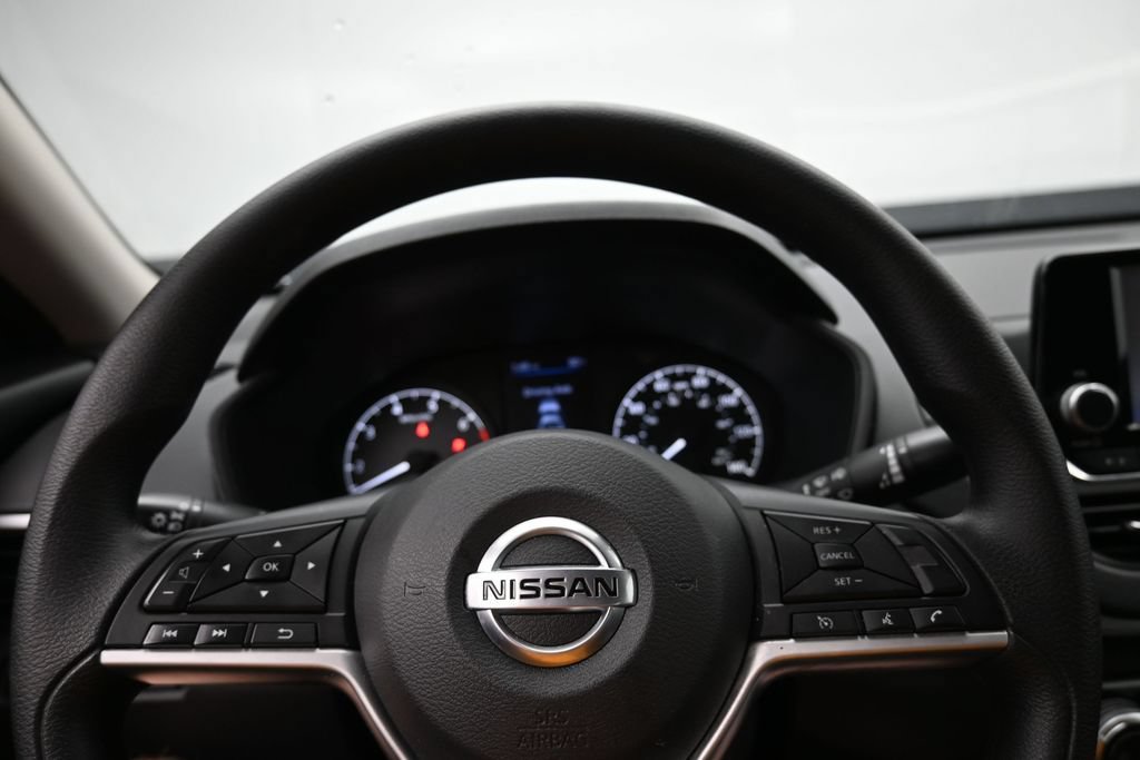 Used 2021 Nissan Altima 2.5 S FWD image 12