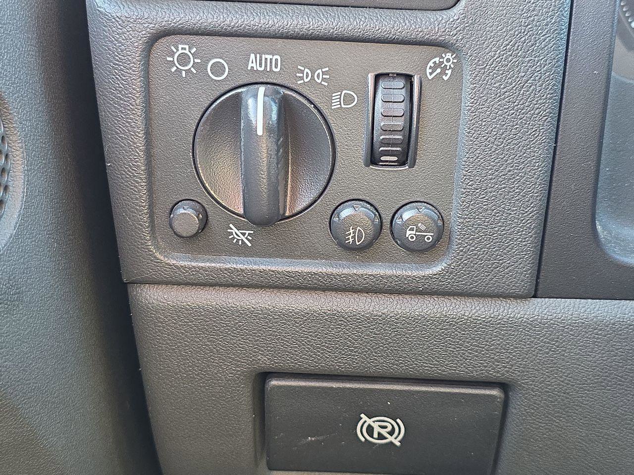 Used 2005 GMC Canyon SLE w/ Power Convenience Package image 10