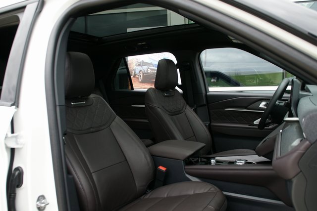 New 2026 Ford Explorer Platinum w/ LUX Leather Package image 45
