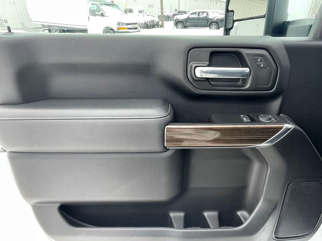 Used 2022 Chevrolet Silverado 2500 LT image 17