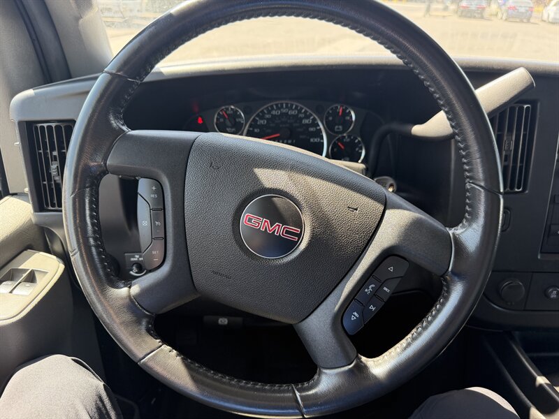 Used 2022 GMC Savana 3500 Extended w/ Power Convenience Package RWD image 14