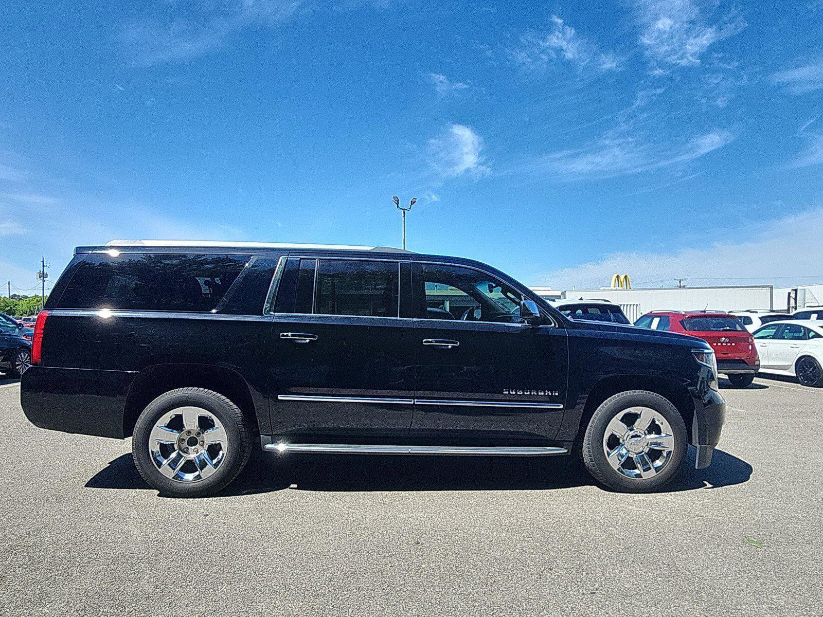 Used 2017 Chevrolet Suburban Premier AWD/4WD image 6
