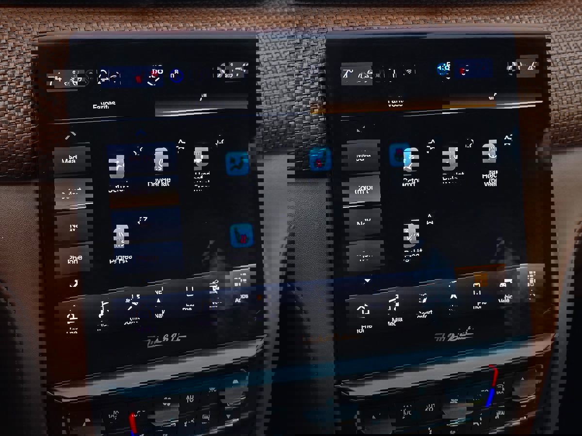 Used 2022 Maserati Quattroporte Modena image 42