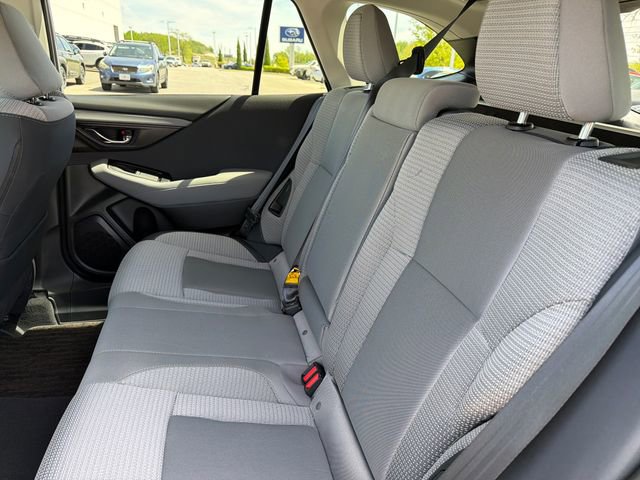Used 2025 Subaru Outback Premium image 22