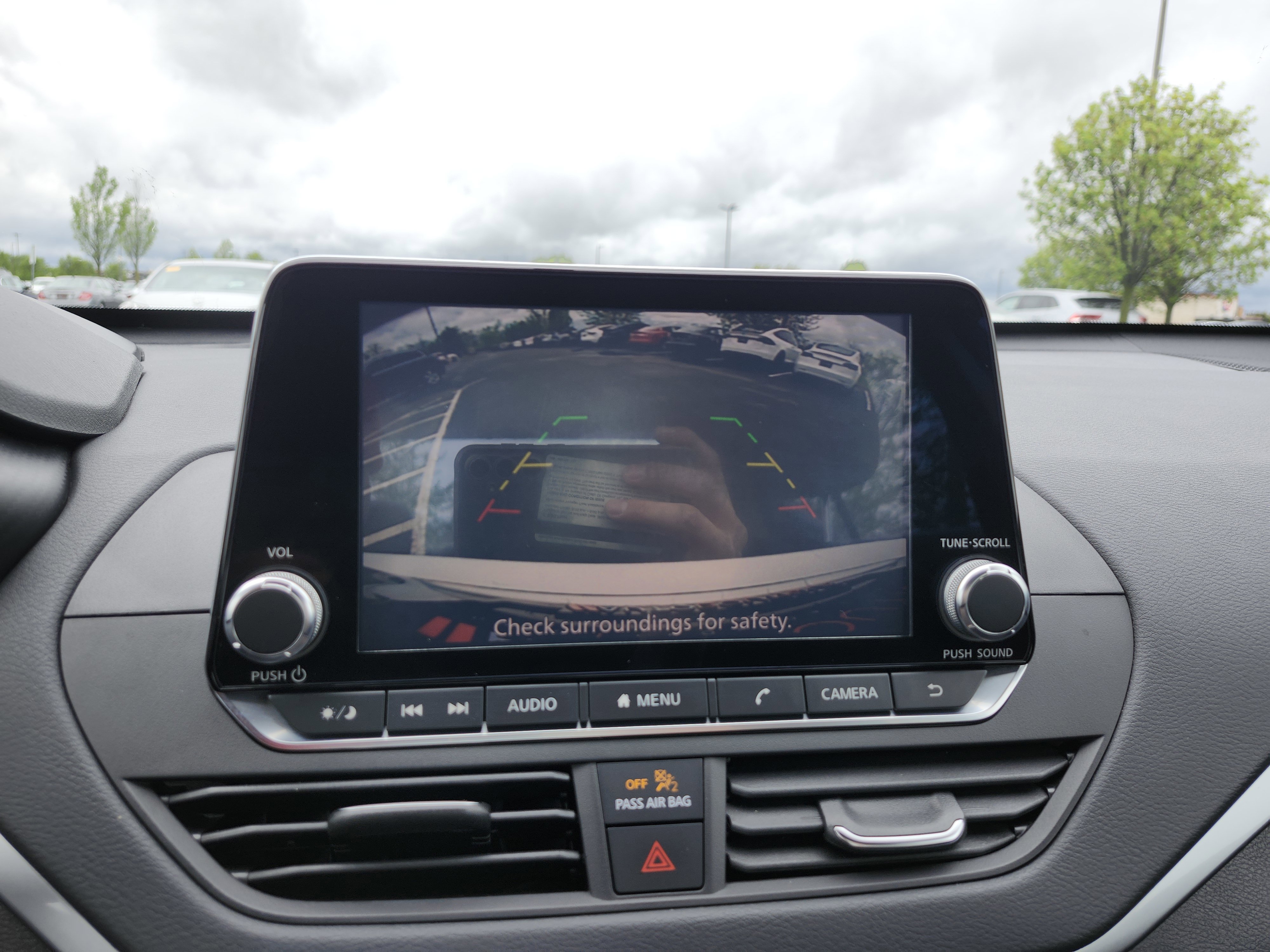 Used 2020 Nissan Altima 2.5 S FWD image 2