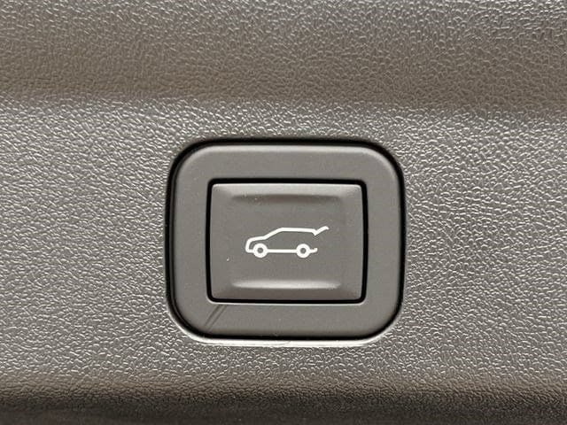 New 2026 Cadillac Escalade IQL Sport 1 w/ LPO, Floor Liner Package AWD/4WD image 26