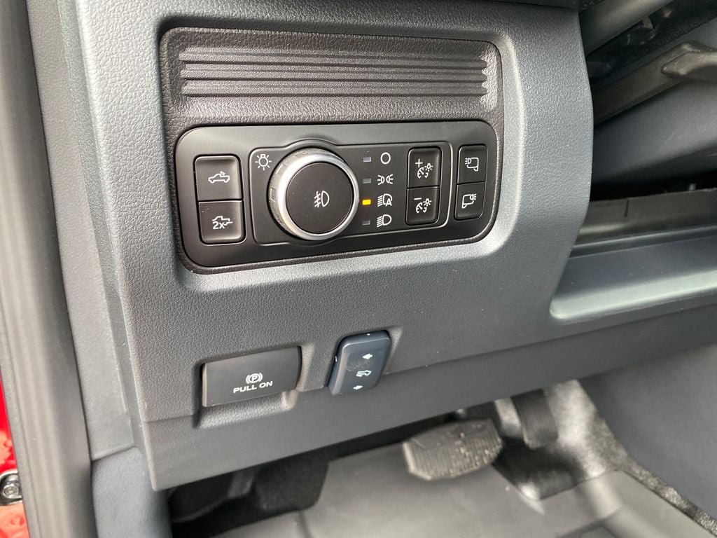 New 2026 Ford F350 Lariat w/ FX4 Off-Road Package AWD/4WD image 35