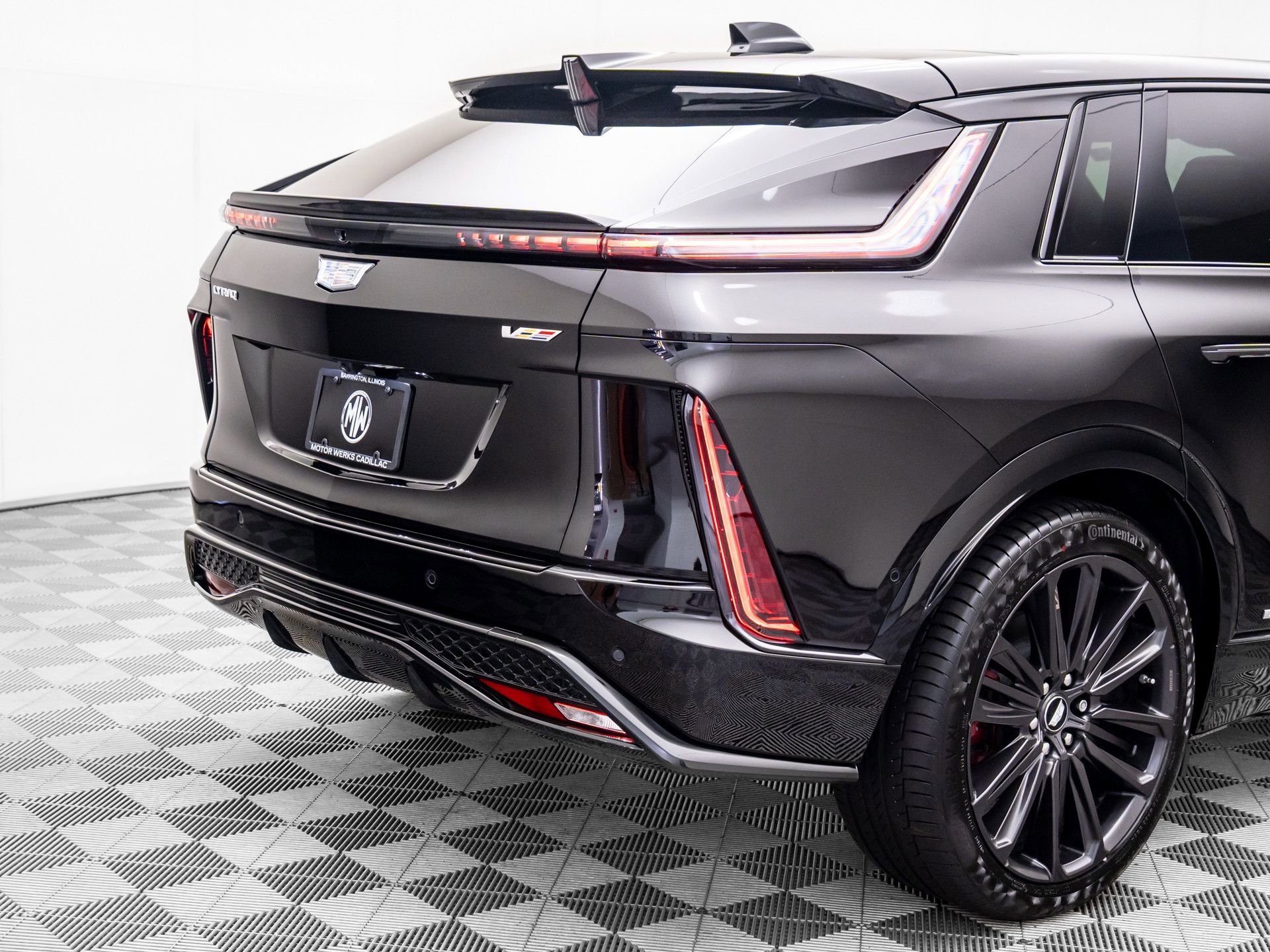 New 2026 Cadillac Lyriq V image 31
