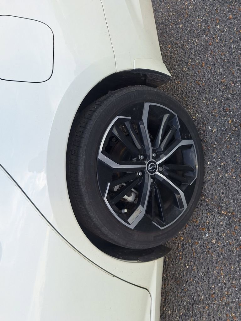 Certified 2025 Nissan Altima 2.5 SR image 24