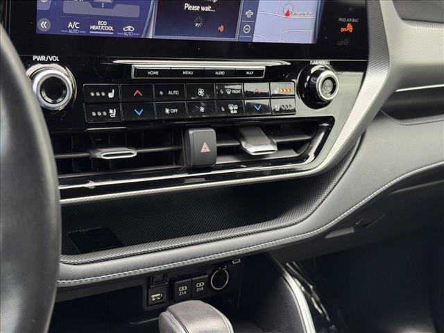 Certified 2020 Toyota Highlander Platinum AWD/4WD image 16