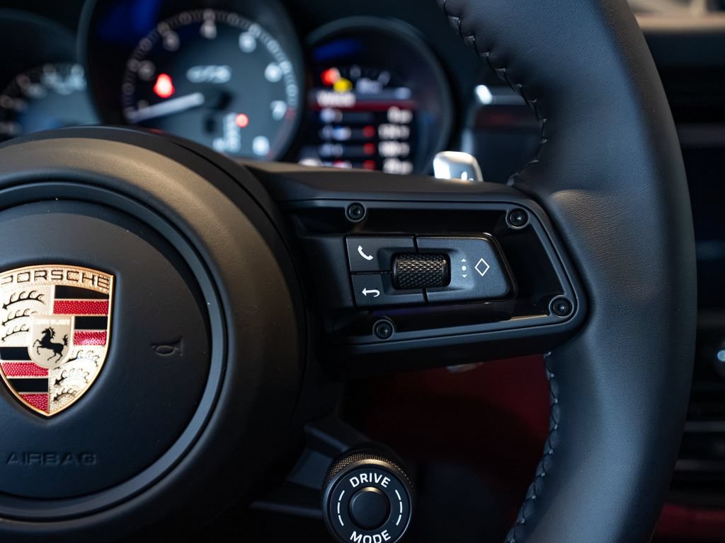 New 2026 Porsche Macan GTS AWD/4WD image 16