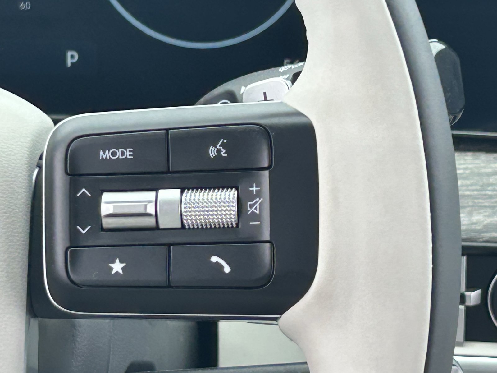 Used 2025 Hyundai Santa Fe Calligraphy AWD/4WD image 25