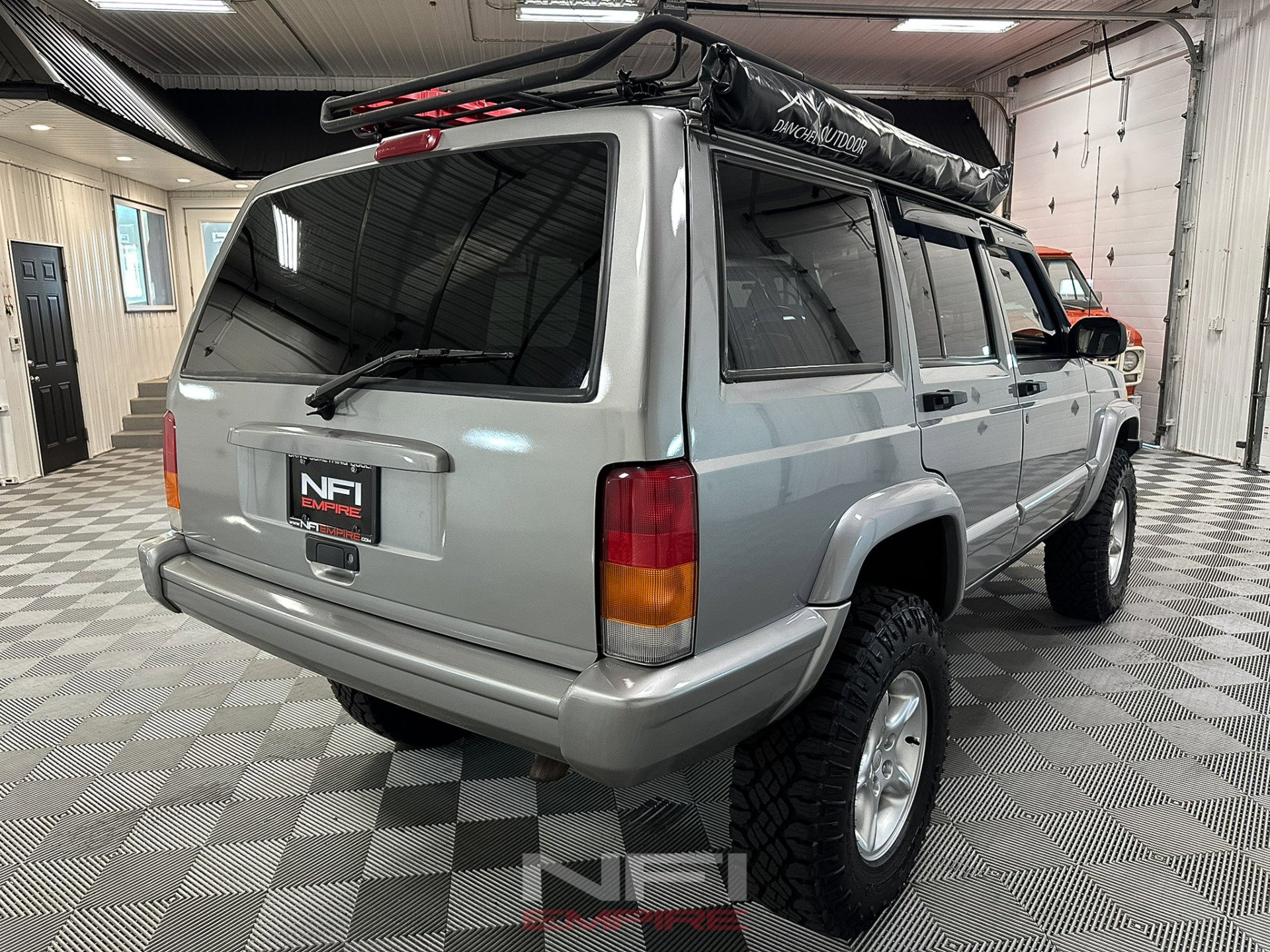Used 2001 Jeep Cherokee Sport image 8