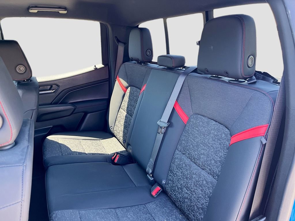 Used 2023 Chevrolet Colorado Z71 w/ Z71 Convenience Package 2 image 23