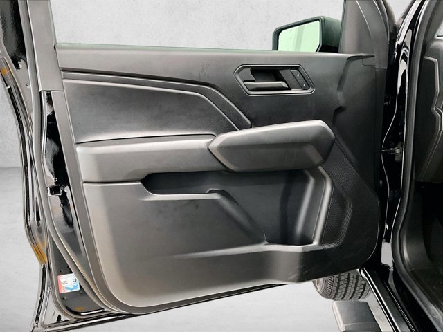 Used 2024 Chevrolet Colorado W/T RWD image 18