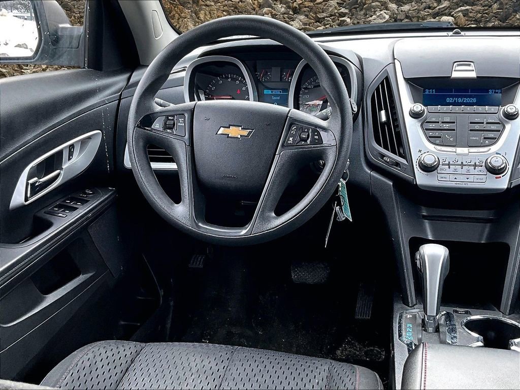 Used 2015 Chevrolet Equinox LS image 5