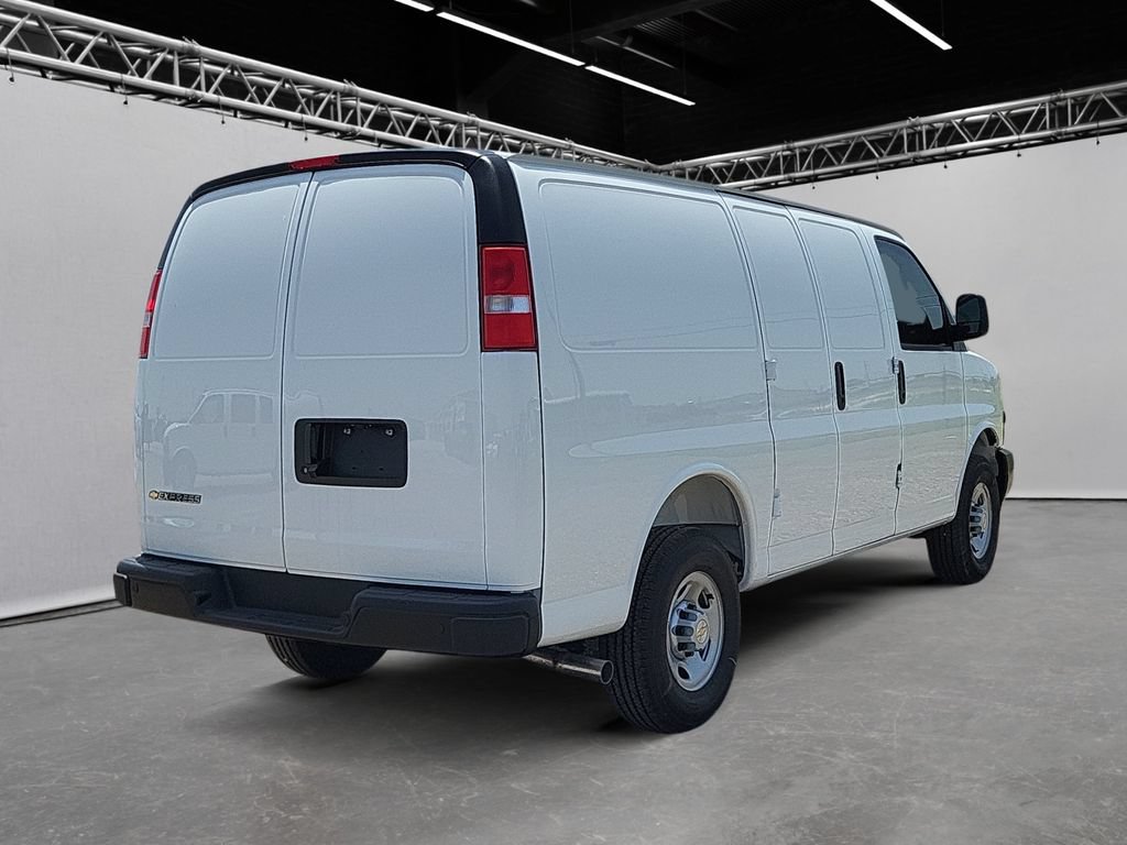 New 2026 Chevrolet Express 3500 w/ Driver Convenience Package RWD image 5