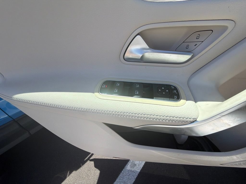 Used 2022 Mercedes-Benz A 220 image 10