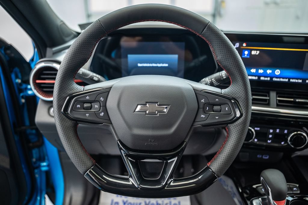 New 2026 Chevrolet Trax RS w/ Sunroof Package FWD image 30