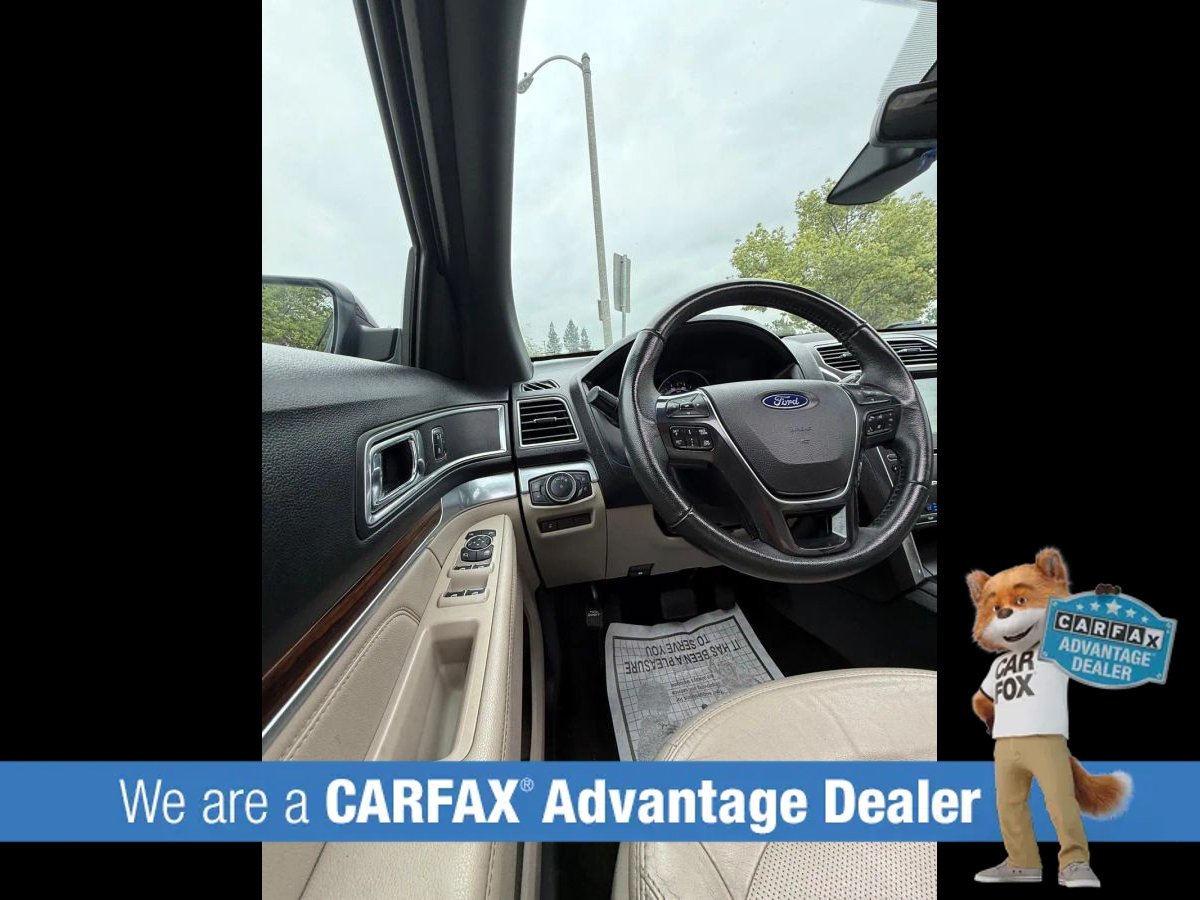 Used 2018 Ford Explorer Limited w/ Equipment Group 301A FWD image 37