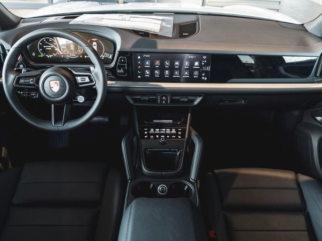 New 2025 Porsche Cayenne image 11