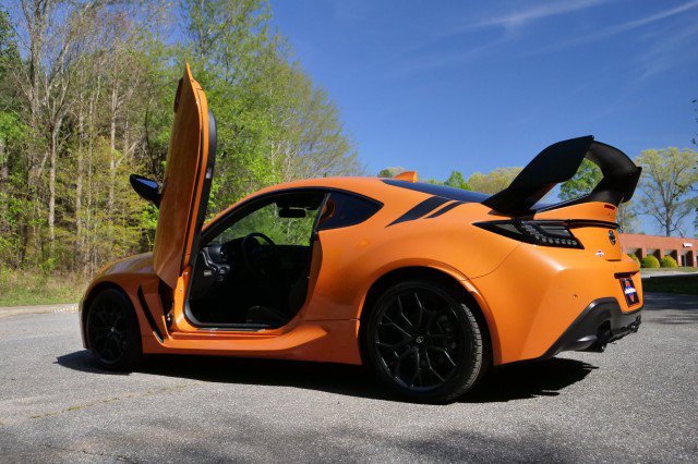 Used 2023 Toyota GR86 10th Anniversary SE RWD image 24