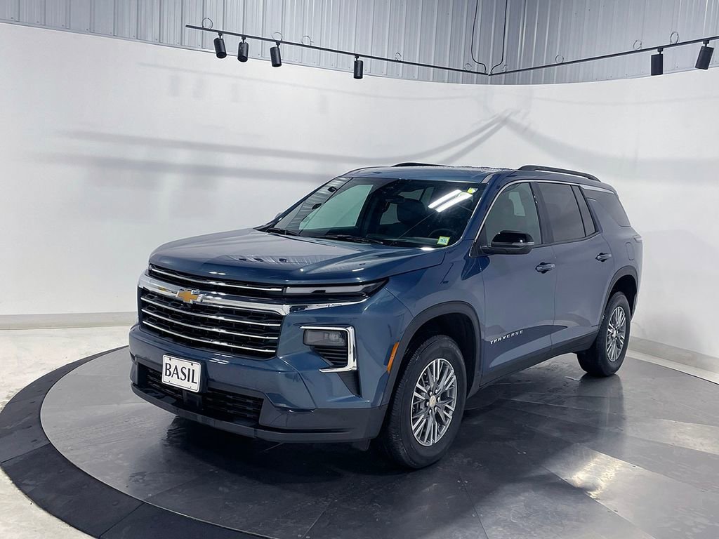 Used 2026 Chevrolet Traverse LT AWD/4WD image 8