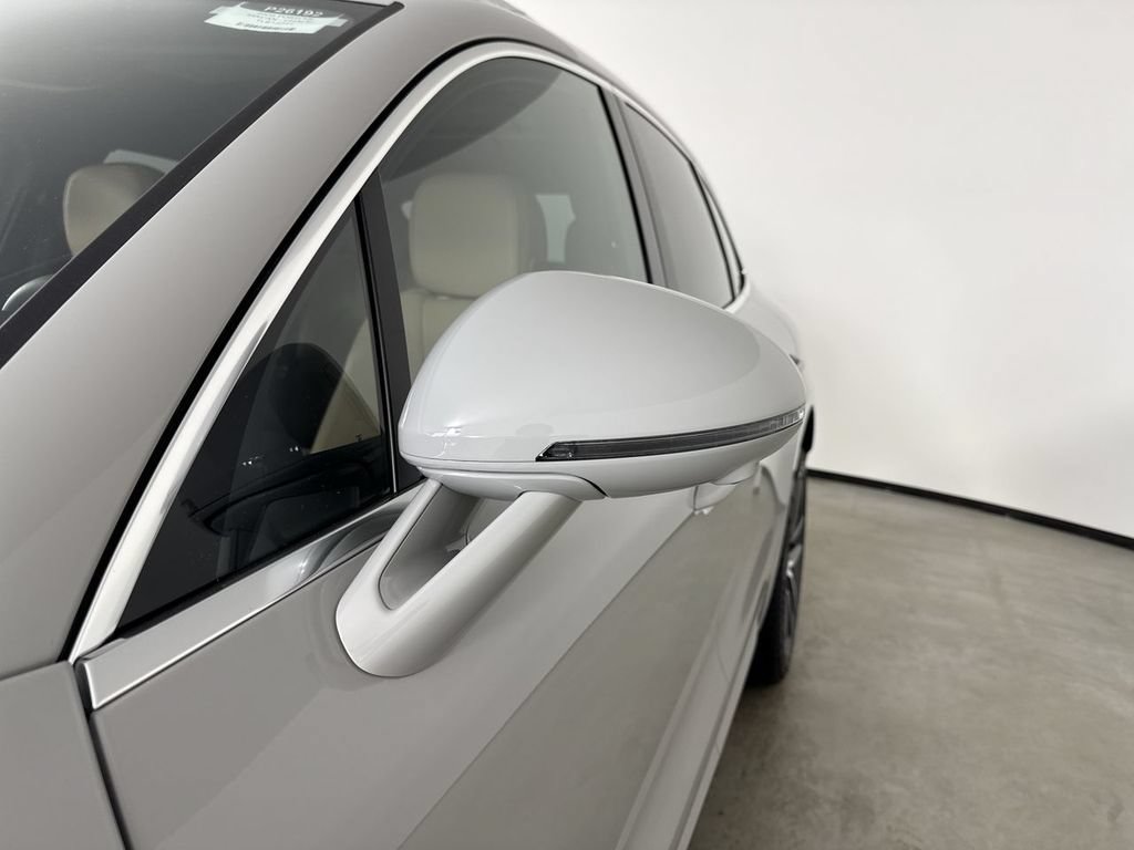 New 2026 Porsche Macan AWD/4WD image 12