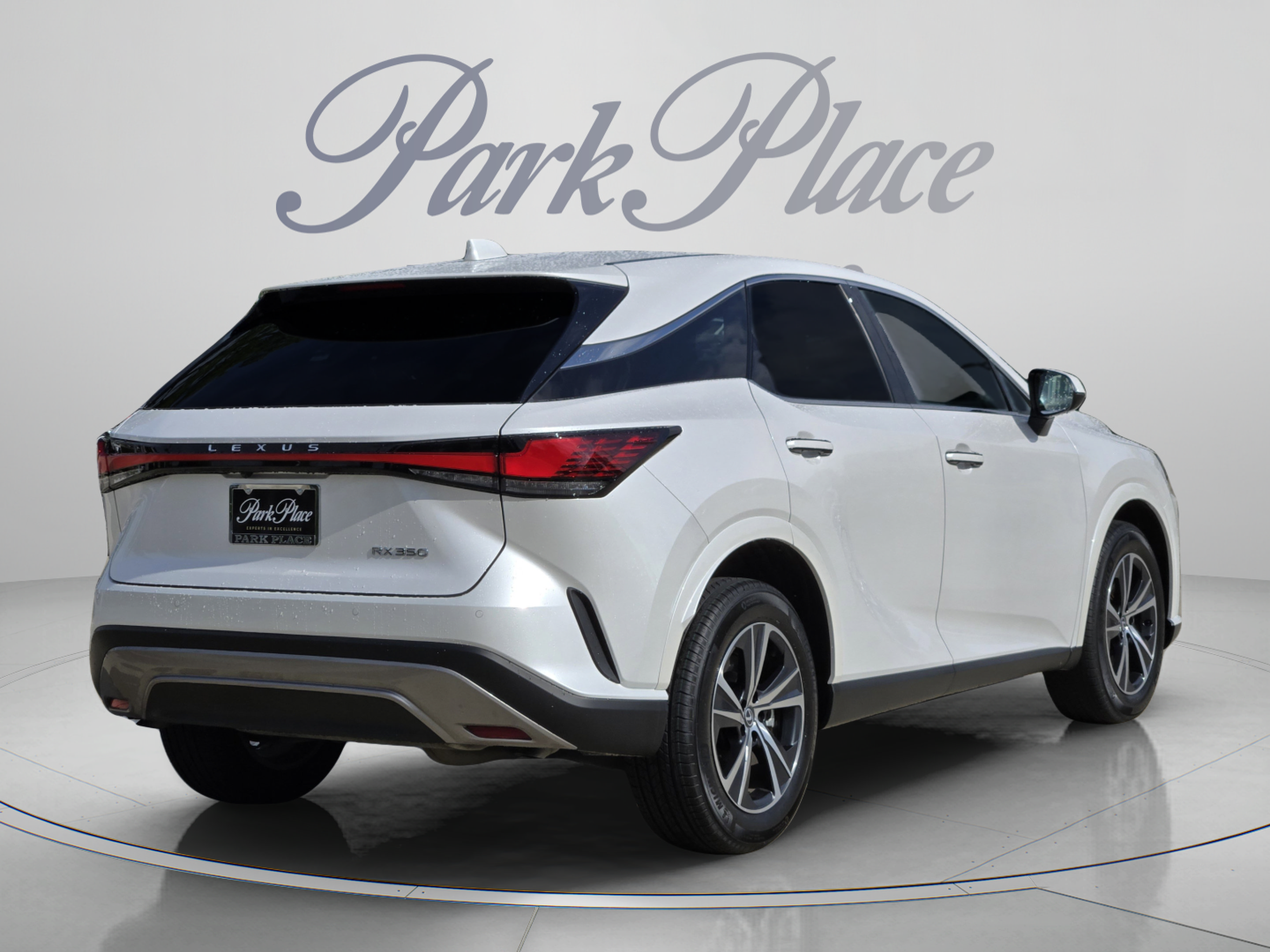 Used 2025 Lexus RX 350 FWD w/ Technology Package image 5