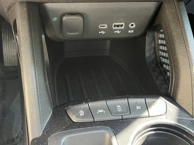 Used 2022 Chevrolet TrailBlazer LS AWD/4WD image 18