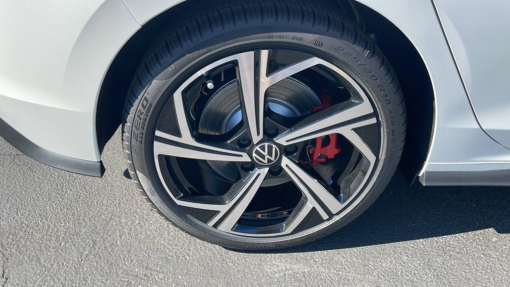 New 2025 Volkswagen GTI SE image 31
