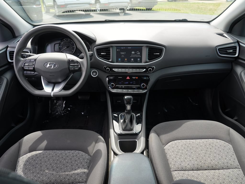 Used 2018 Hyundai Ioniq Blue FWD image 24