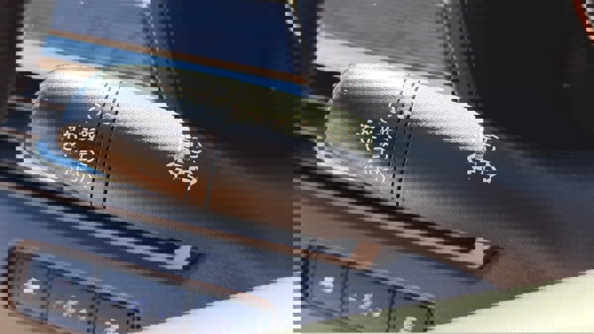 Used 2024 Nissan Altima 2.5 SV image 17