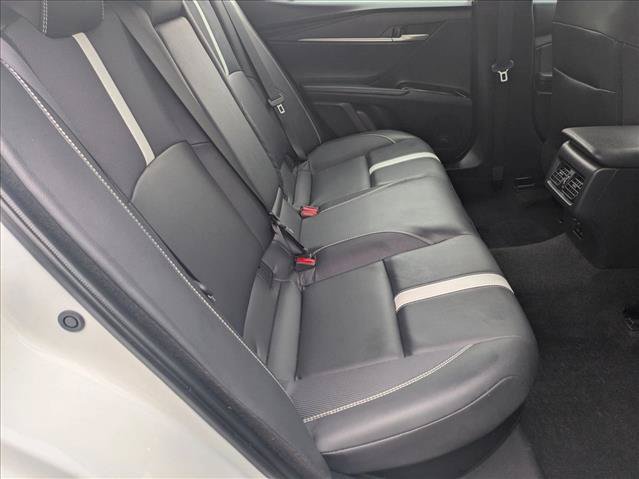Used 2025 Toyota Camry SE w/ Convenience Package FWD image 18