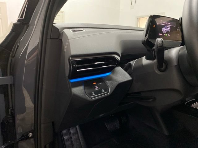 Used 2025 Volkswagen ID.4 Pro RWD image 34
