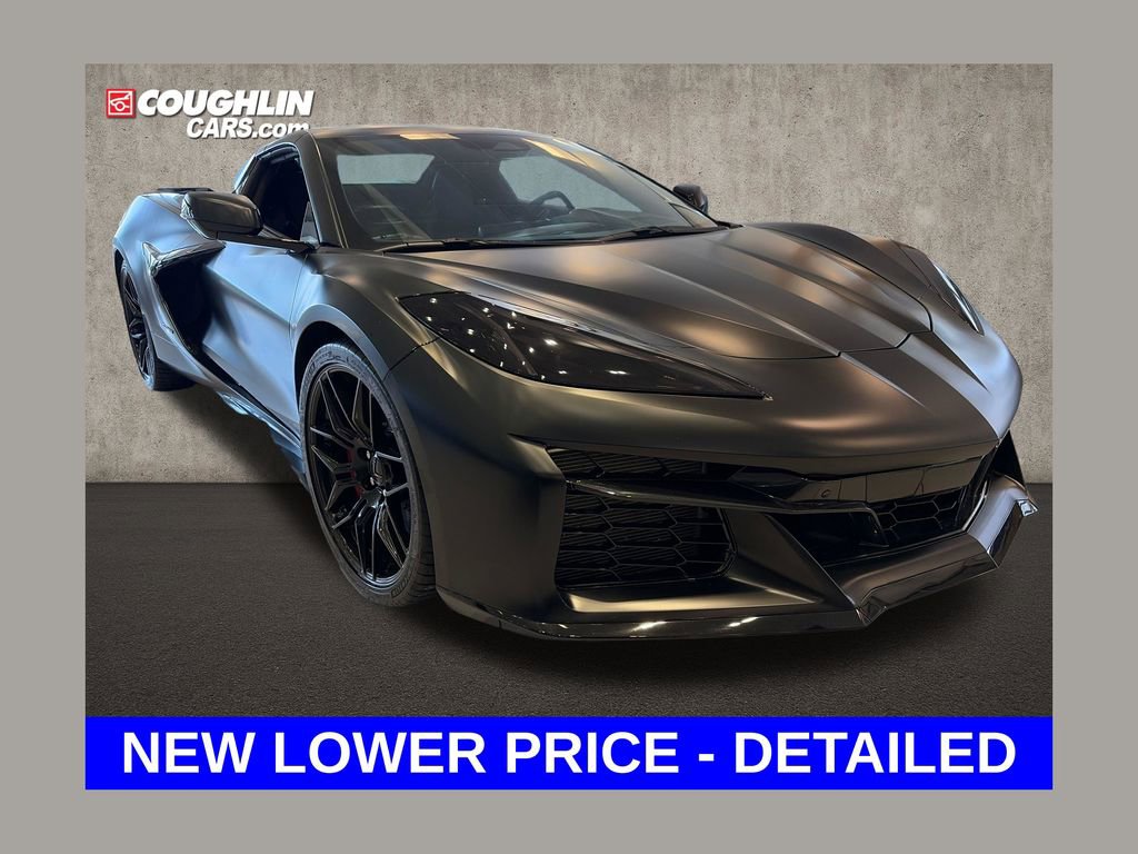 Used 2025 Chevrolet Corvette Z06 w/ Stealth Interior Trim Package RWD image 1