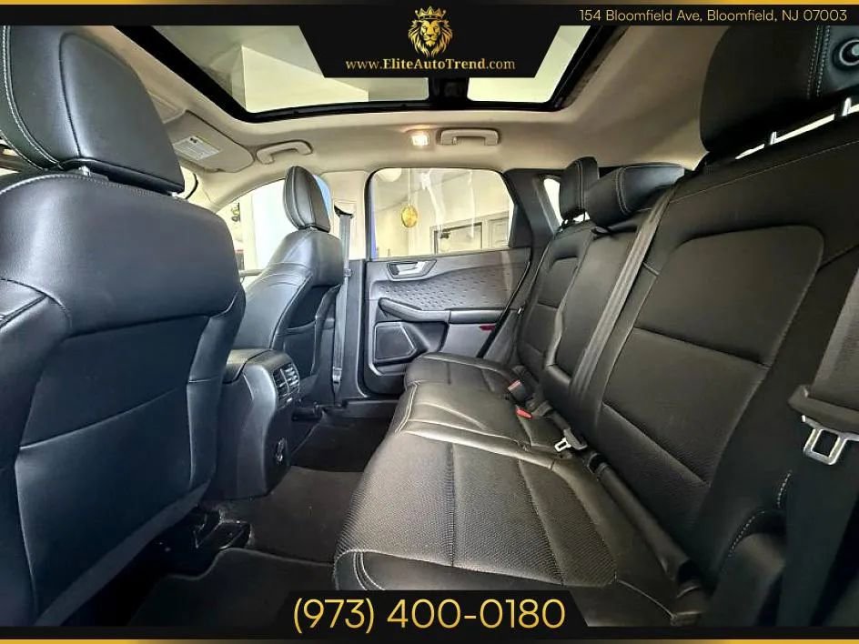 Used 2020 Ford Escape SEL image 26