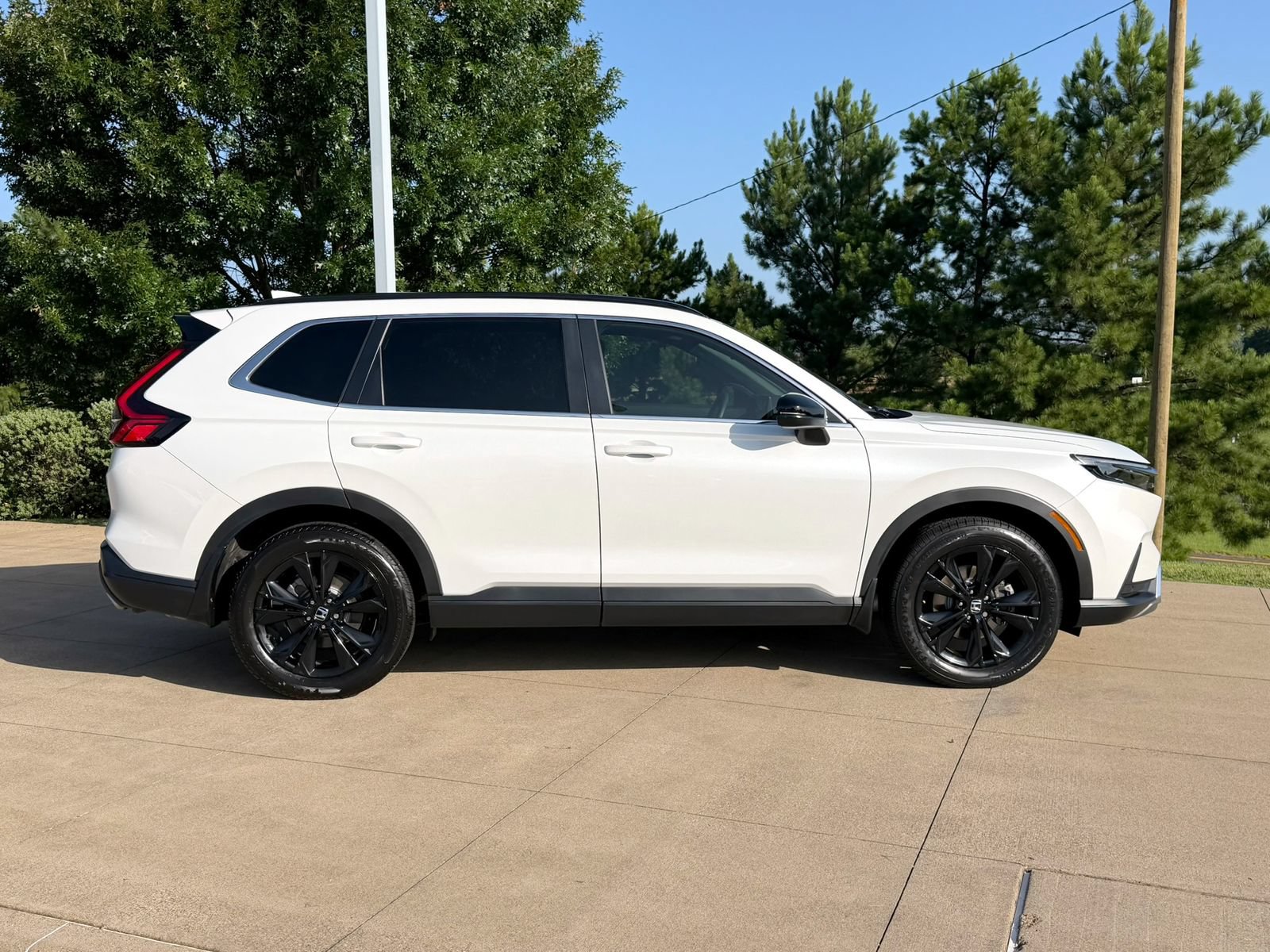 Used 2024 Honda CR-V Sport Touring image 7
